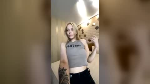 sunshinegirlshy online show from July 18, 11:24 am