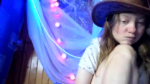 Snapshot of super_jony chatting on October 6, 8:57 pm super jony and Marta GMT 1400-2000 every day online show from October 6, 8:57 pm