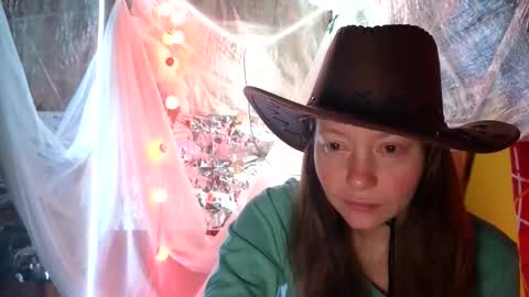 Snapshot of super_jony chatting on October 15, 3:47 pm super jony and Marta GMT 1400-2000 every day online show from October 15, 3:47 pm