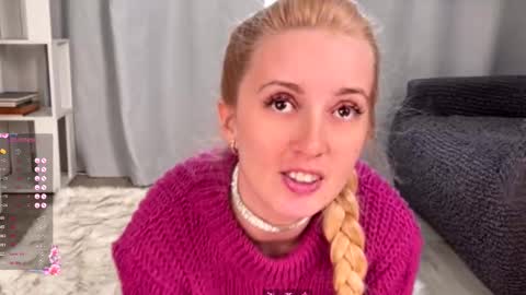 Snapshot of super_peach_stream chatting on February 22, 12:08 pm ANNApvt open full info in bio online show from February 22, 12:08 pm