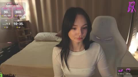 Annie online show from March 5, 1:34 am