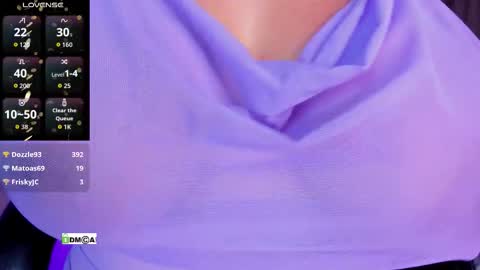Snapshot of susanasmith18 chatting on October 18, 10:22 pm susana smith online show from October 18, 10:22 pm