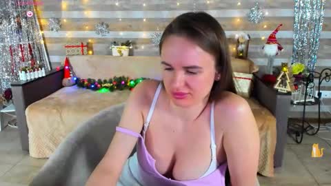 susansmitt online show from December 20, 11:31 pm