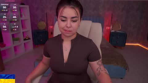 Susie online show from June 2, 8:43 pm