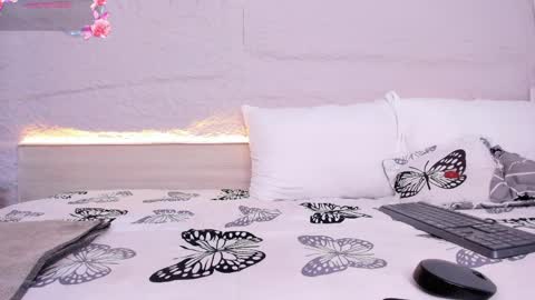 Susy online show from April 11, 6:30 am