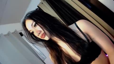 Snapshot of sususlutxx chatting on February 13, 7:03 am susie online show from February 13, 7:03 am