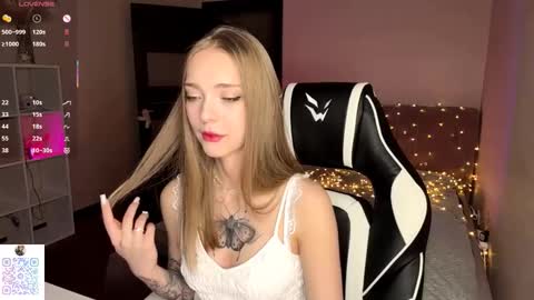 Jessica online show from December 19, 6:44 pm