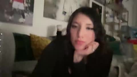 Suzy online show from April 11, 7:45 am