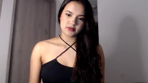 Jolie online show from May 11, 1:18 am