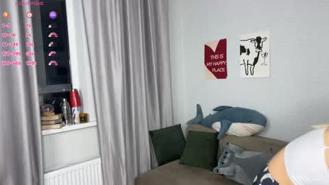 Chloe online show from February 19, 4:28 pm