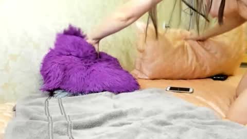 sweet18kate online show from September 29, 4:12 pm