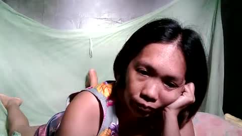 Snapshot of sweet818957 chatting on October 25, 2:30 am sweet818957 online show from October 25, 2:30 am