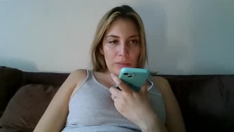 Snapshot of sweet__alana chatting on January 26, 9:40 pm Sweet  alana online show from January 26, 9:40 pm