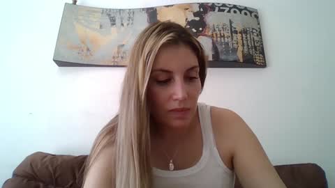 Snapshot of sweet__alana chatting on January 24, 6:56 pm Sweet  alana online show from January 24, 6:56 pm