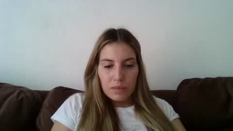Snapshot of sweet__alana chatting on March 11, 4:07 pm Sweet  alana online show from March 11, 4:07 pm