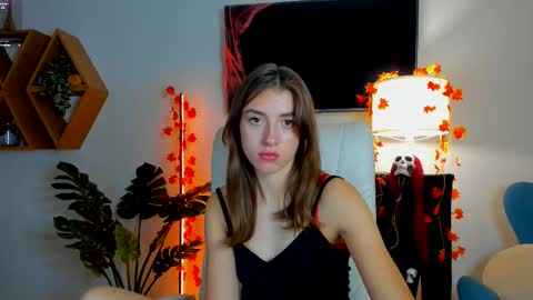 sweet__vikki online show from November 1, 7:51 pm