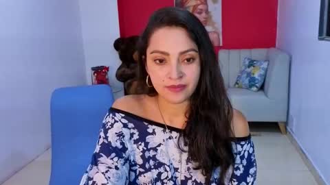 sweet_ahinara online show from October 18, 8:10 pm