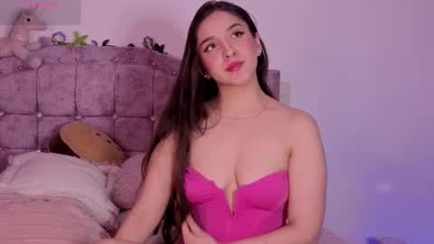 Snapshot of sweet_anllela chatting on October 15, 2:25 am Sthefany Lauren Independent Model online show from October 15, 2:25 am
