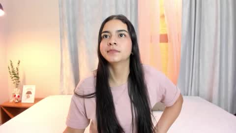 Aura  online show from March 25, 8:12 pm