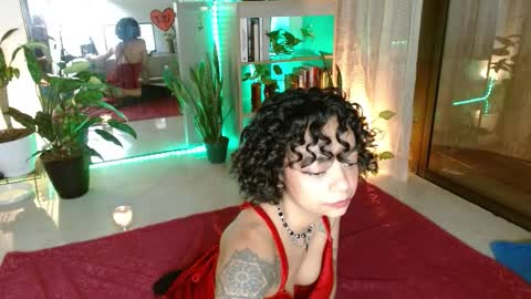 Tutti  online show from February 13, 11:50 pm