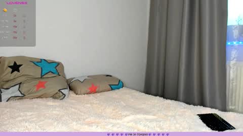 Snapshot of sweet_bun__ chatting on October 19, 1:13 pm Christina online show from October 19, 1:13 pm