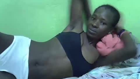 sweet_candie01 online show from December 13, 11:32 pm