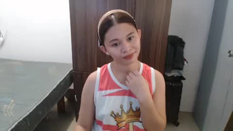 sweet_cassyxx online show from March 15, 1:35 pm