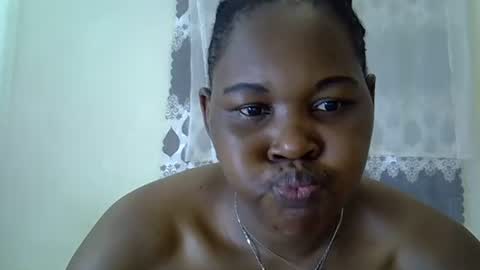 sweet_dori33 online show from March 16, 7:29 pm