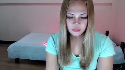 sophia daisy  online show from September 16, 11:40 am