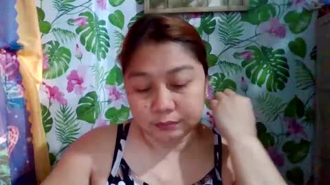 sweet_kayley online show from December 17, 2:44 am