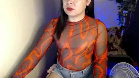 Snapshot of sweet_kendallxxxx chatting on February 12, 2:03 am Nicahhh online show from February 12, 2:03 am