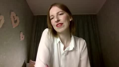 sweet_lilbunny online show from November 19, 2:28 pm