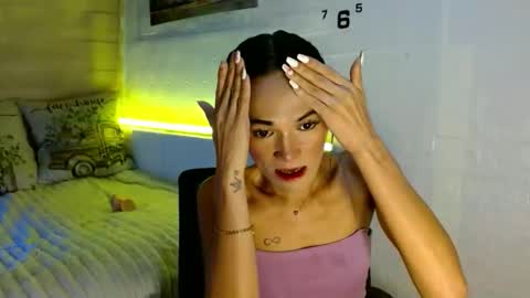 marry online show from October 25, 2:14 pm