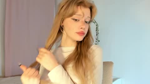 Melissa. Join me on Fansly link in social medias online show from April 6, 4:46 am