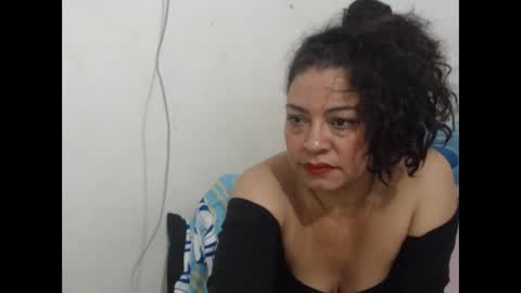 sweet milf online show from November 7, 12:11 pm