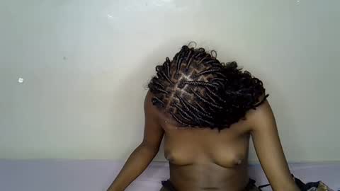 sweet_sheee online show from November 16, 5:42 am