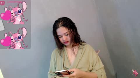 Snapshot of sweet_sirenxx chatting on December 2, 11:22 am Leah online show from December 2, 11:22 am