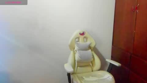 sweet_venus4 online show from February 19, 11:17 am