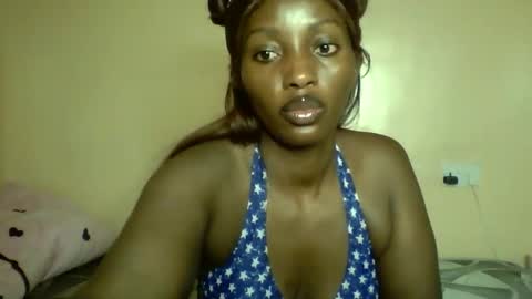 Snapshot of sweet_zuri3 chatting on October 6, 2:06 am zuri online show from October 6, 2:06 am