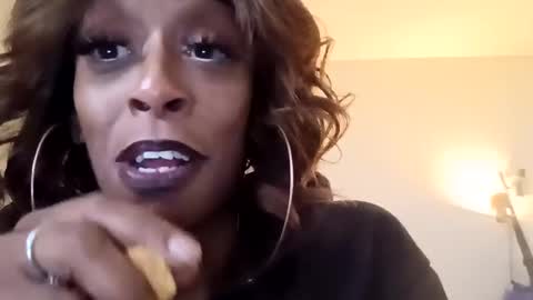 sweetaztee online show from January 9, 9:26 pm