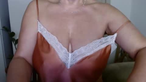 Diana online show from February 12, 12:37 am