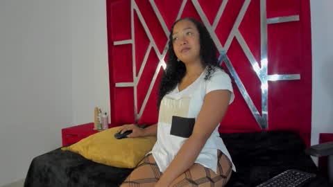 Sweet Desire online show from March 26, 8:54 pm