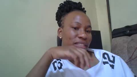 sweetdiva2012 online show from October 15, 8:06 am