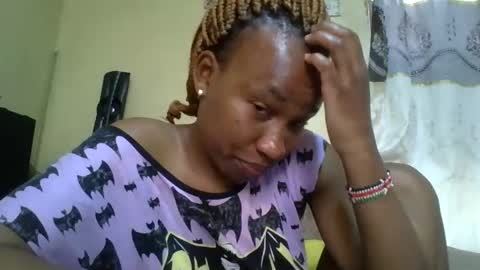 sweetdiva2012 online show from September 12, 7:40 am