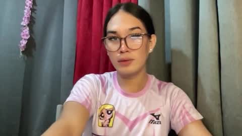 sweetgirl_rhainexxx online show from March 11, 1:21 am