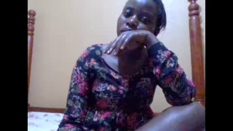 sweetib1 online show from December 11, 2:09 am
