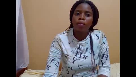 sweetib1 online show from November 12, 5:49 am