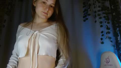 Annie online show from October 1, 7:41 pm