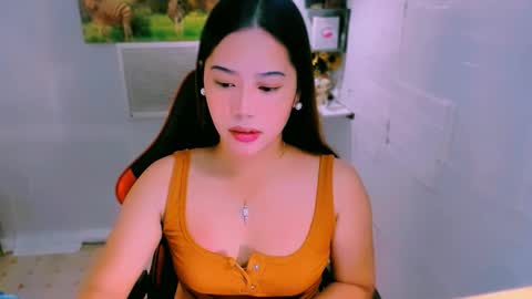 Nicole online show from October 26, 2:07 am