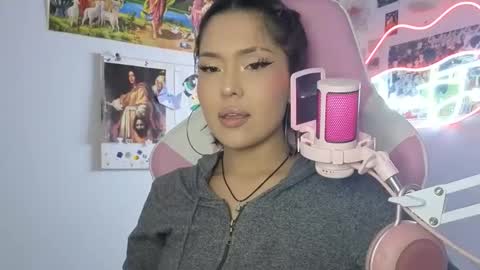 SweetJess online show from March 20, 6:40 am